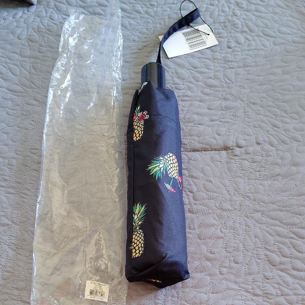 NWT Vera Bradley Toucan Party Umbrella